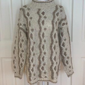 Cream & Beige Sweater